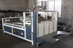 Semi-Automatic Box Gluing Machine